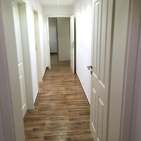Ferienwohnungen Arp "2D" Mit Terrasse Und Parkplatz Itzehoe Luaran gambar